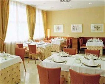 Nh Jardines Del Turia 3* Burjassot