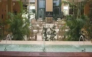 Nh Jardines Del Turia Hotel