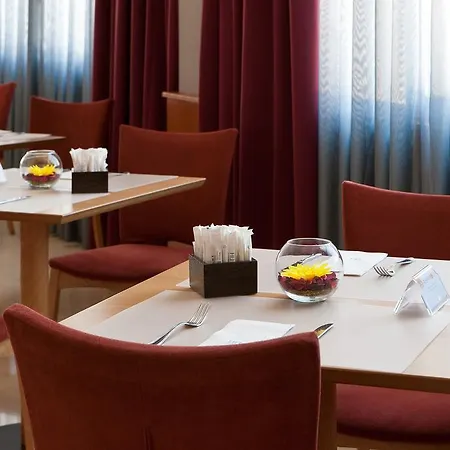 Hotel Nh Jardines Del Turia